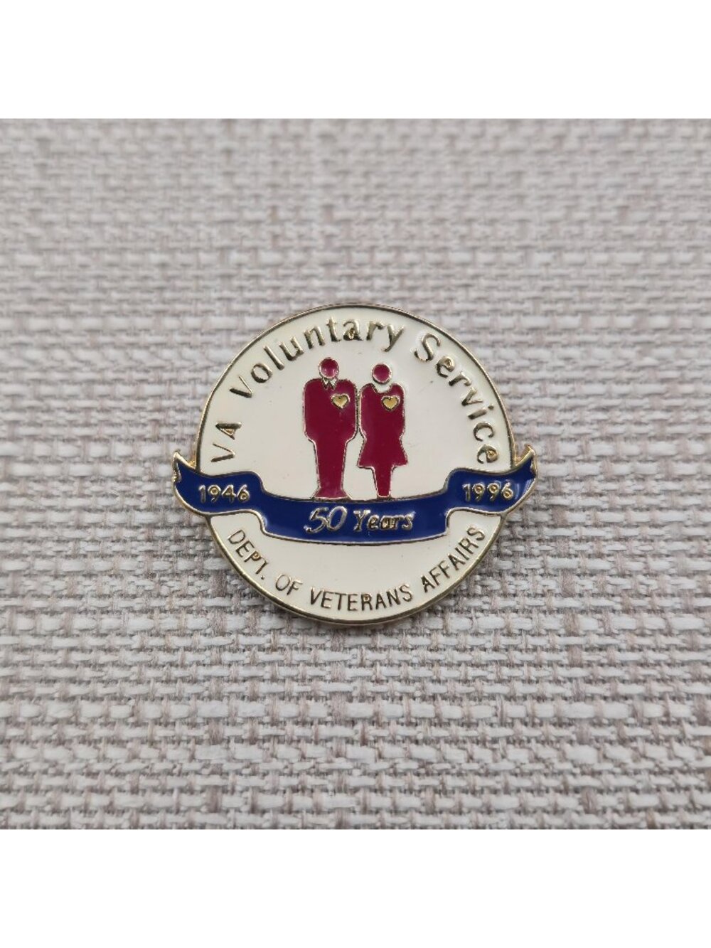 VAVS 50 Years Volunteer Lapel Pin 1946 1996 Veterans Affairs A7351